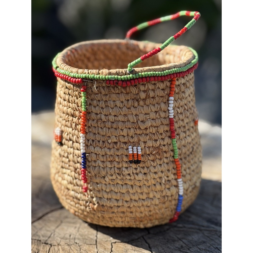 Old Expertly Handwoven Beaded Basket – Glass Trade‎ Beads – 4.5"